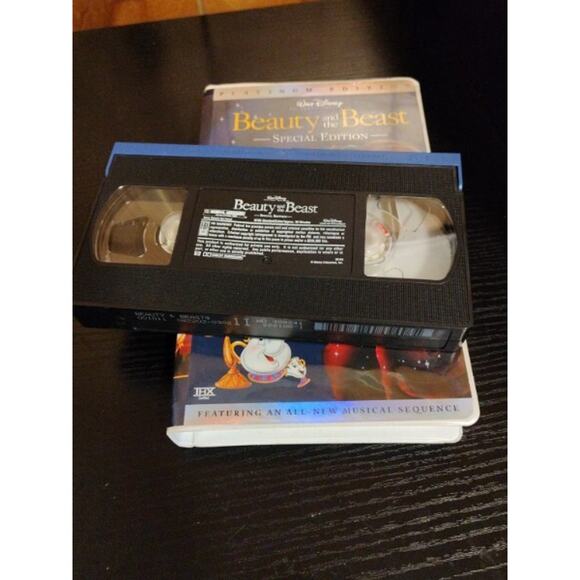 Beauty and the Beast VHS Disney Clamshell Special Edition - Picture 3 of 3